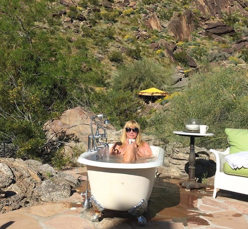 suzanne somers bathtub 