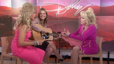 Hoda Kotb and Savannah Guthrie sing Jolene for Dolly Parton