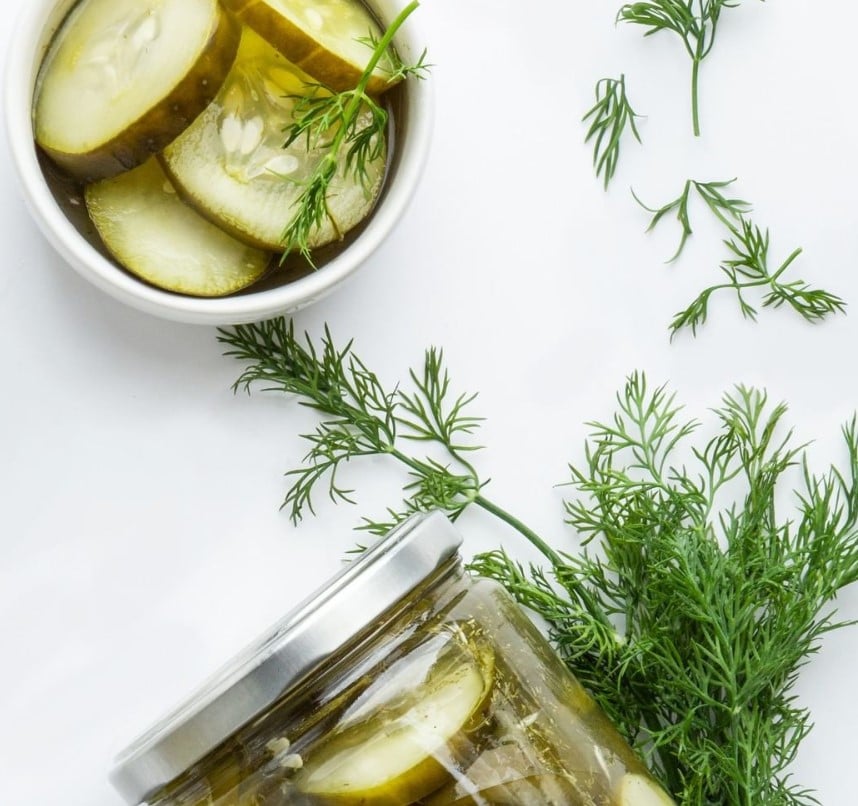 dill pickles 