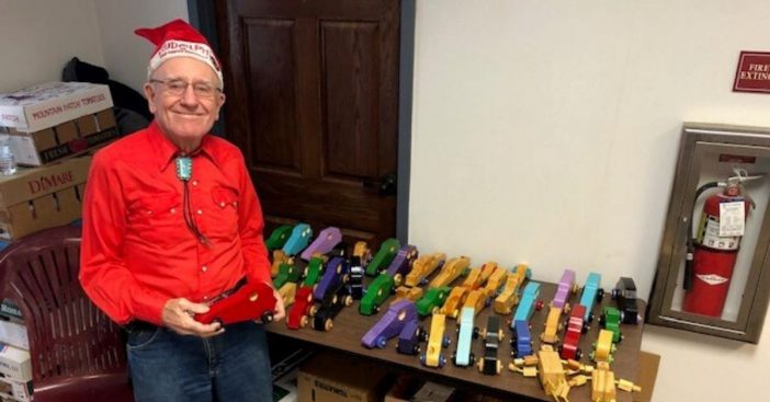 An 80 year old veteran creates wooden toys for children every Christmas