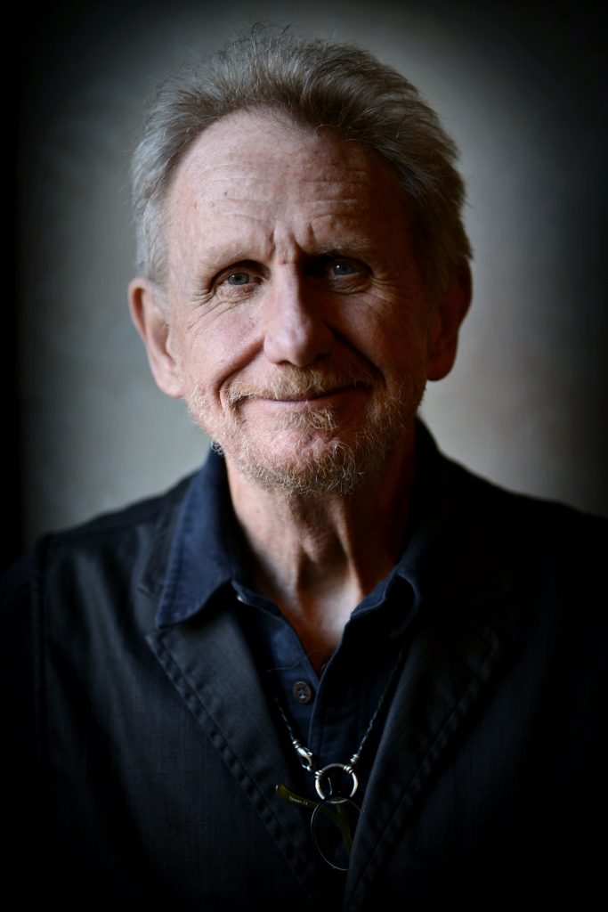‘MAS*H’ & ‘Star Trek’ Star René Auberjonois Dies At 79