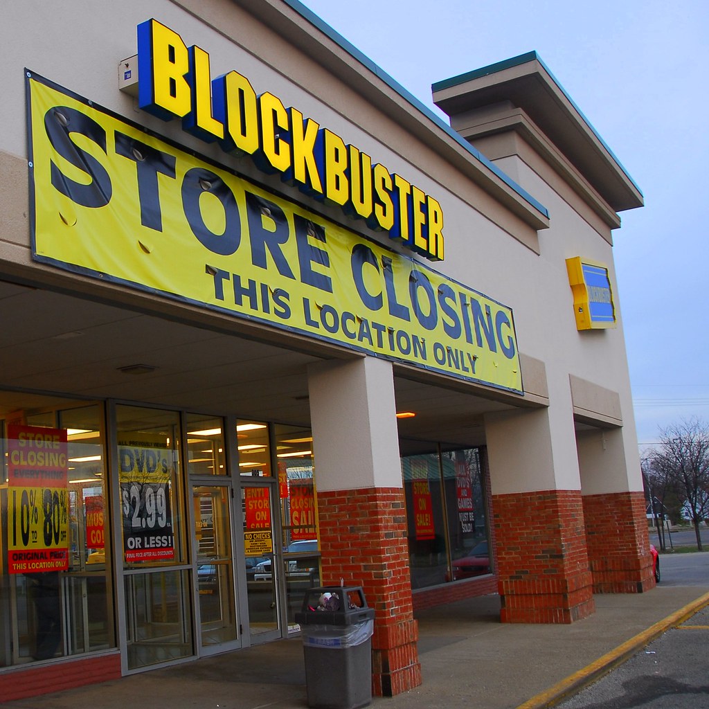 blockbuster closing 