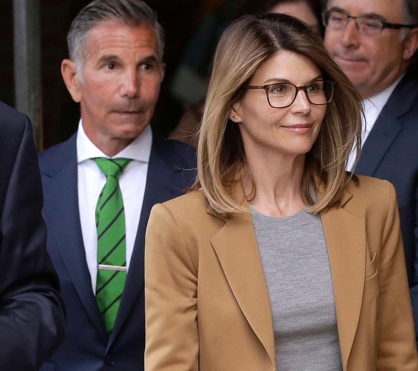 lori loughlin college admissions scandal 