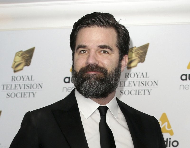 rob delaney joining cast of home alone reboot