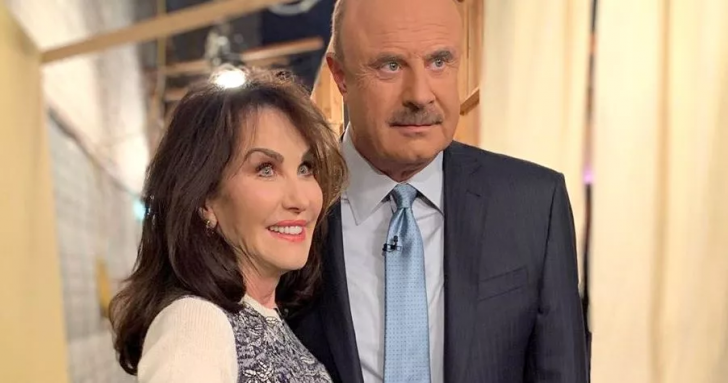 Dr. Phil's Wife Robin McGraw Responds To Plastic Surgery Rumors