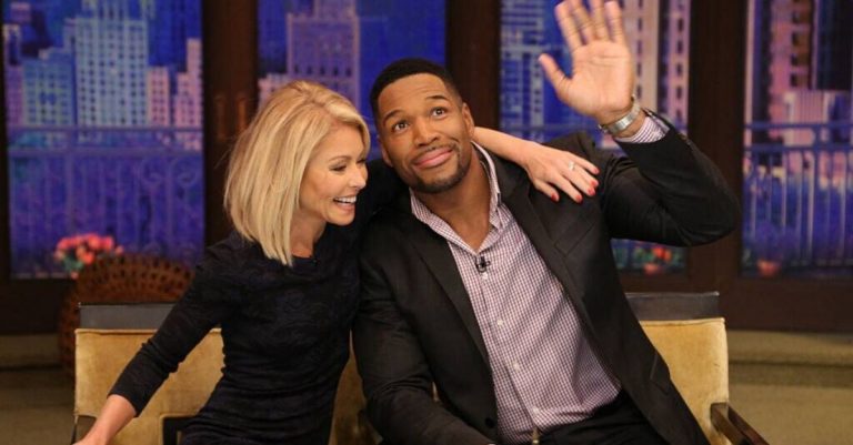 Michael Strahan Puts Former Co Host Kelly Ripa On Blast 