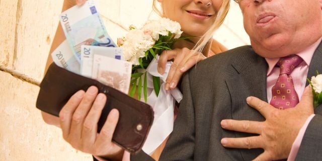 bride wants to charge entrance fee for wedding guests