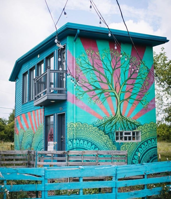 painted tree house detroit 
