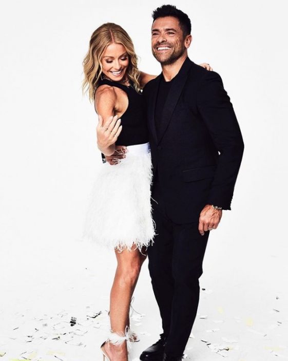 Kelly Ripa Says Marriage Is A Marathon After Being Married 24 Years(02)