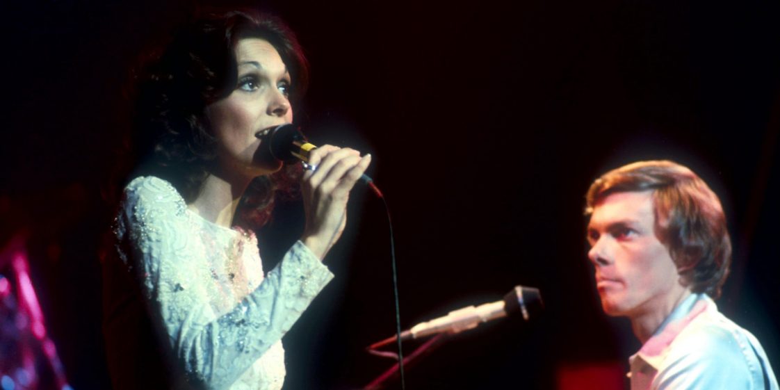 The Carpenters Perform One Of Their Hits Rainy Days And Mondays   Carpenters Performing 1122x561 