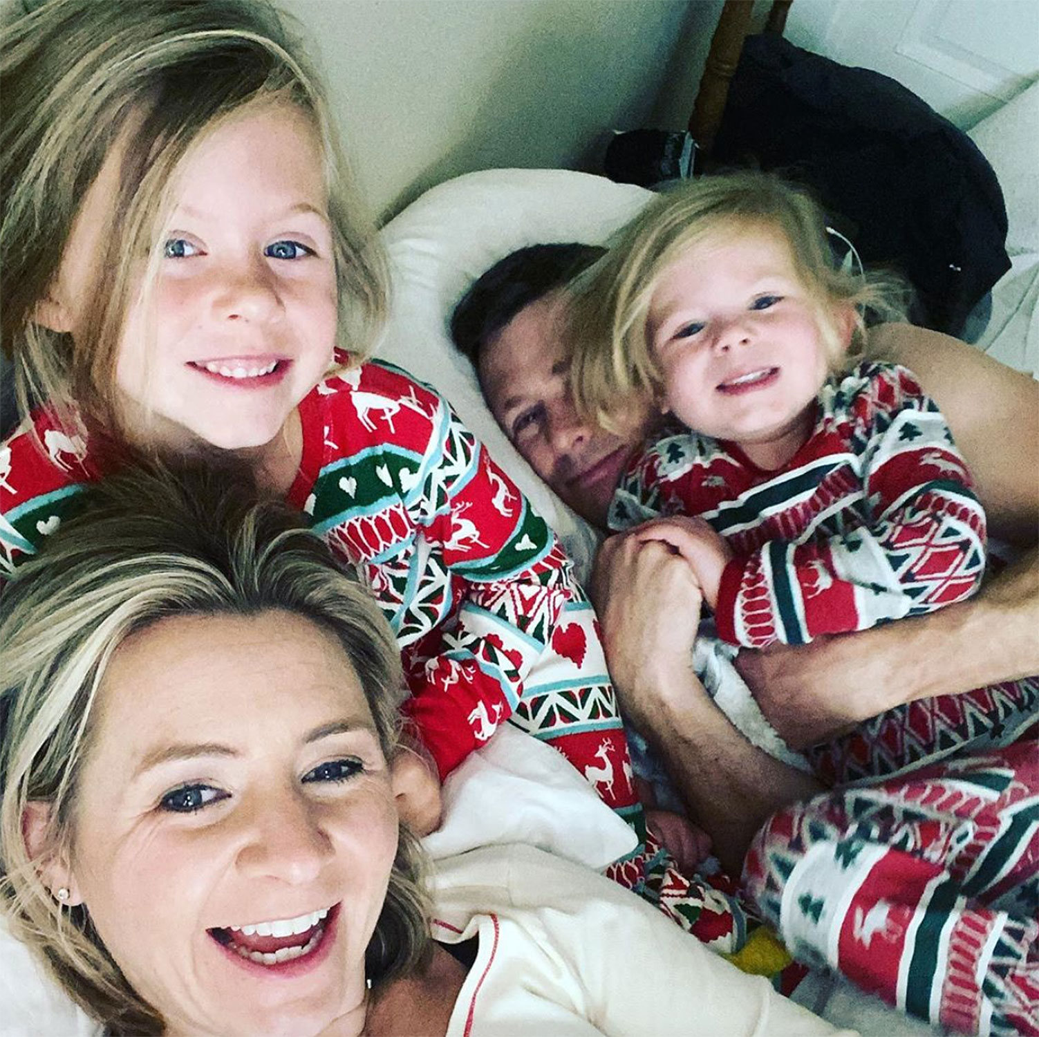 beverley mitchell pregnant third child