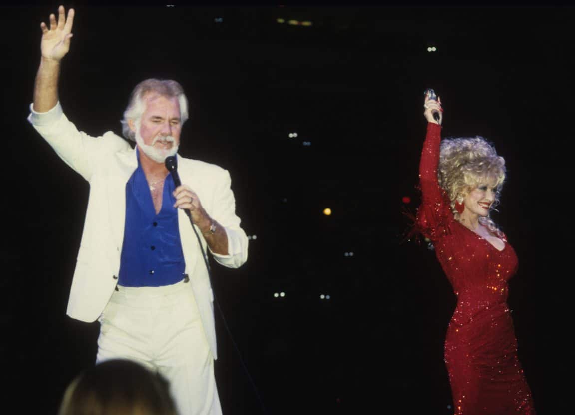 Dolly Parton Sang "I Will Always Love You" To Kenny Rogers