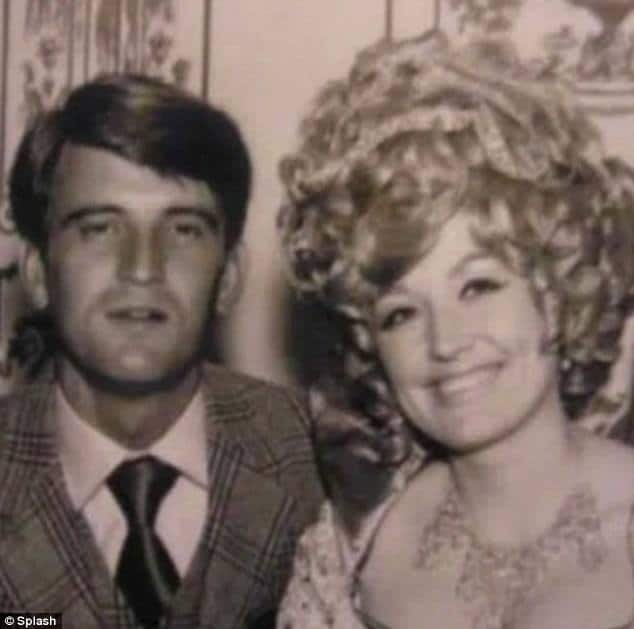 young dolly parton and carl dean 