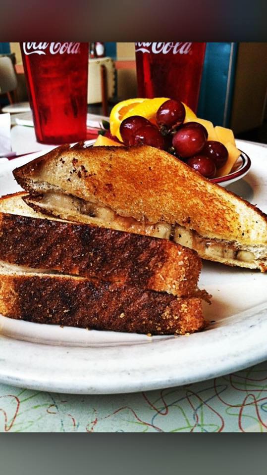 elvis presley peanut butter banana sandwich 