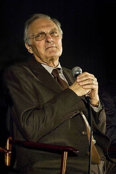 alan alda 