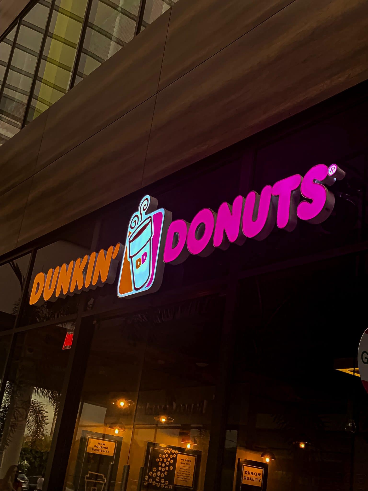 Dunkin' Will Close 800 More Locations In The United States