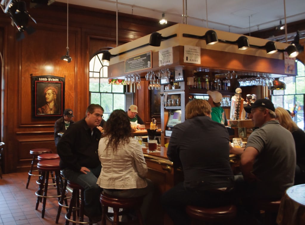 the boston bar that inspired cheers