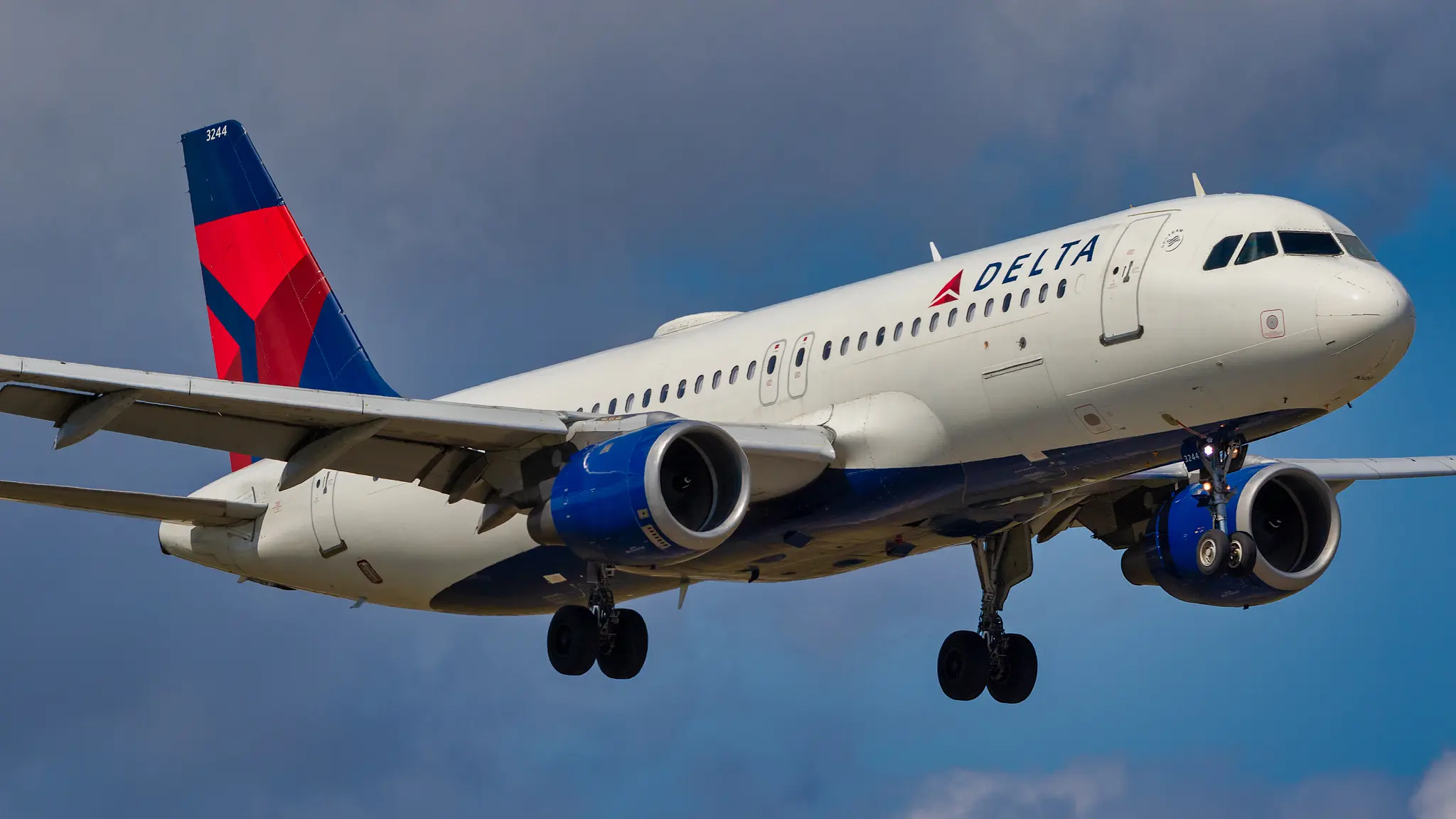 Delta Flight Turns Around To Remove Two Passengers Not Wearing Masks