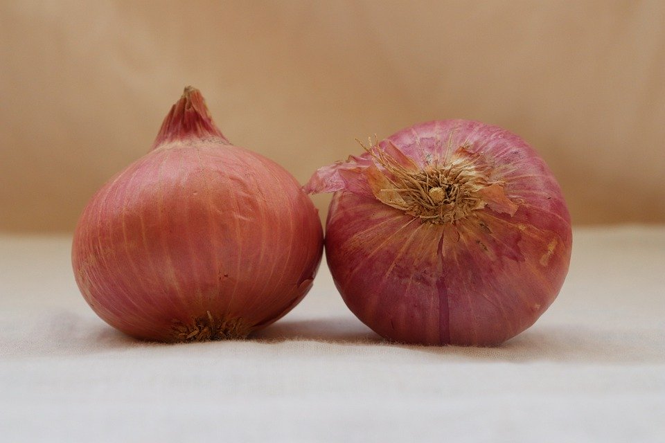 red onions 