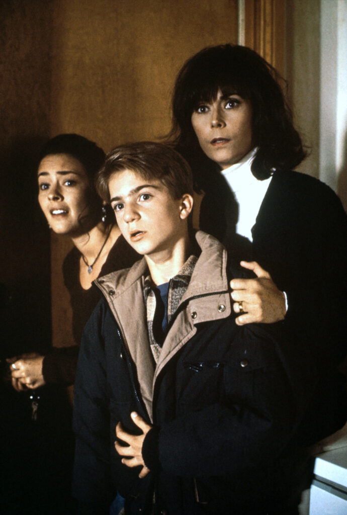 kate-jackson-armed-and-innocent
