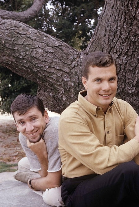 THE MANY LOVES OF DOBIE GILLIS, from left: Bob Denver, Dwayne Hickman, (1961), 1959-63