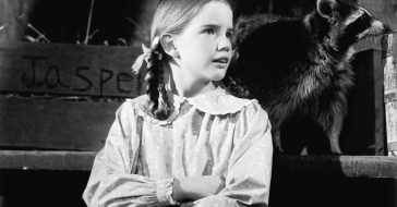 melissa gilbert had to bind her chest as she grew up on 'little house'