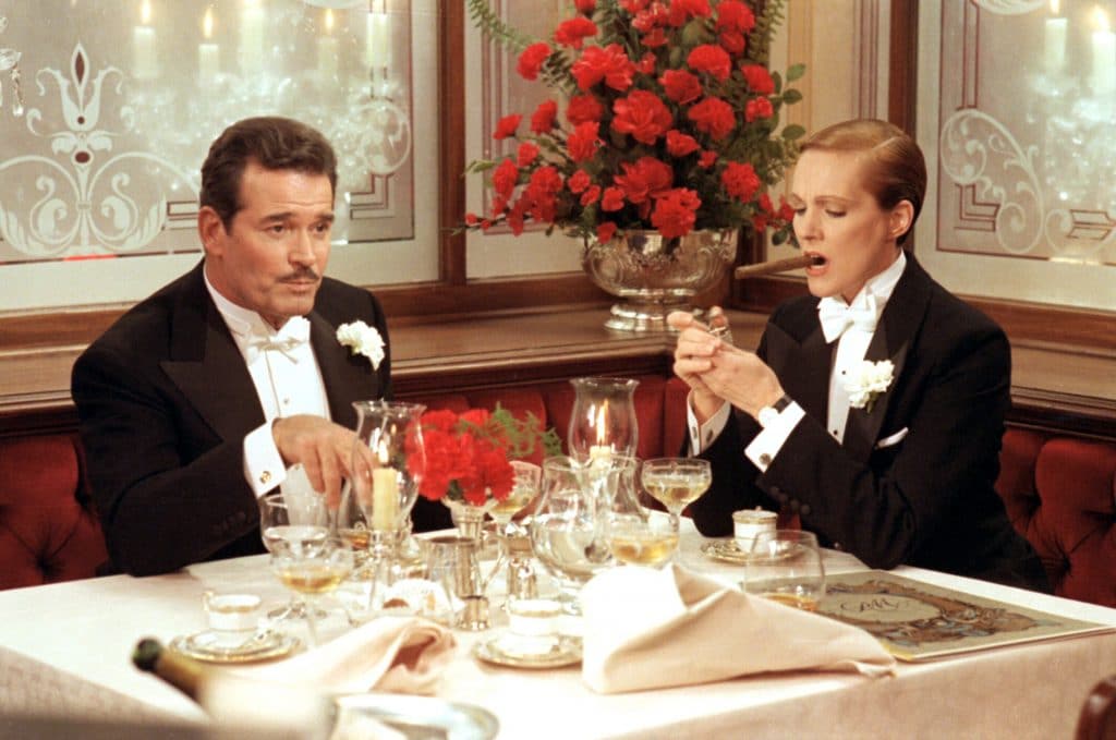 julie-andrews-james-garner