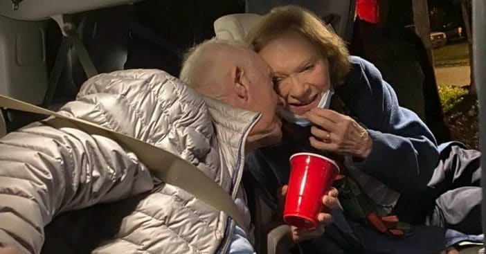 jimmy carter rosalynn new years kiss