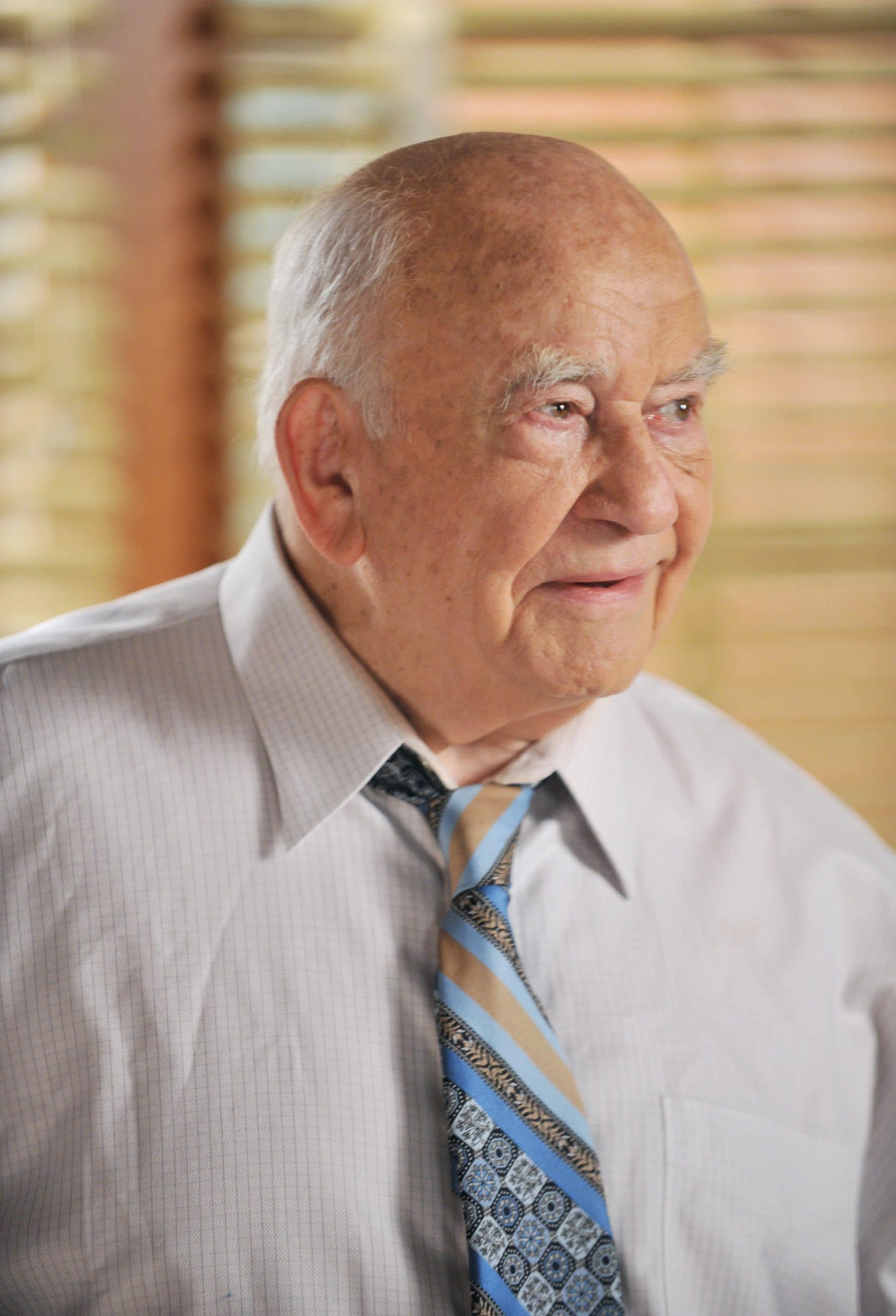 ed asner guest star on the middle