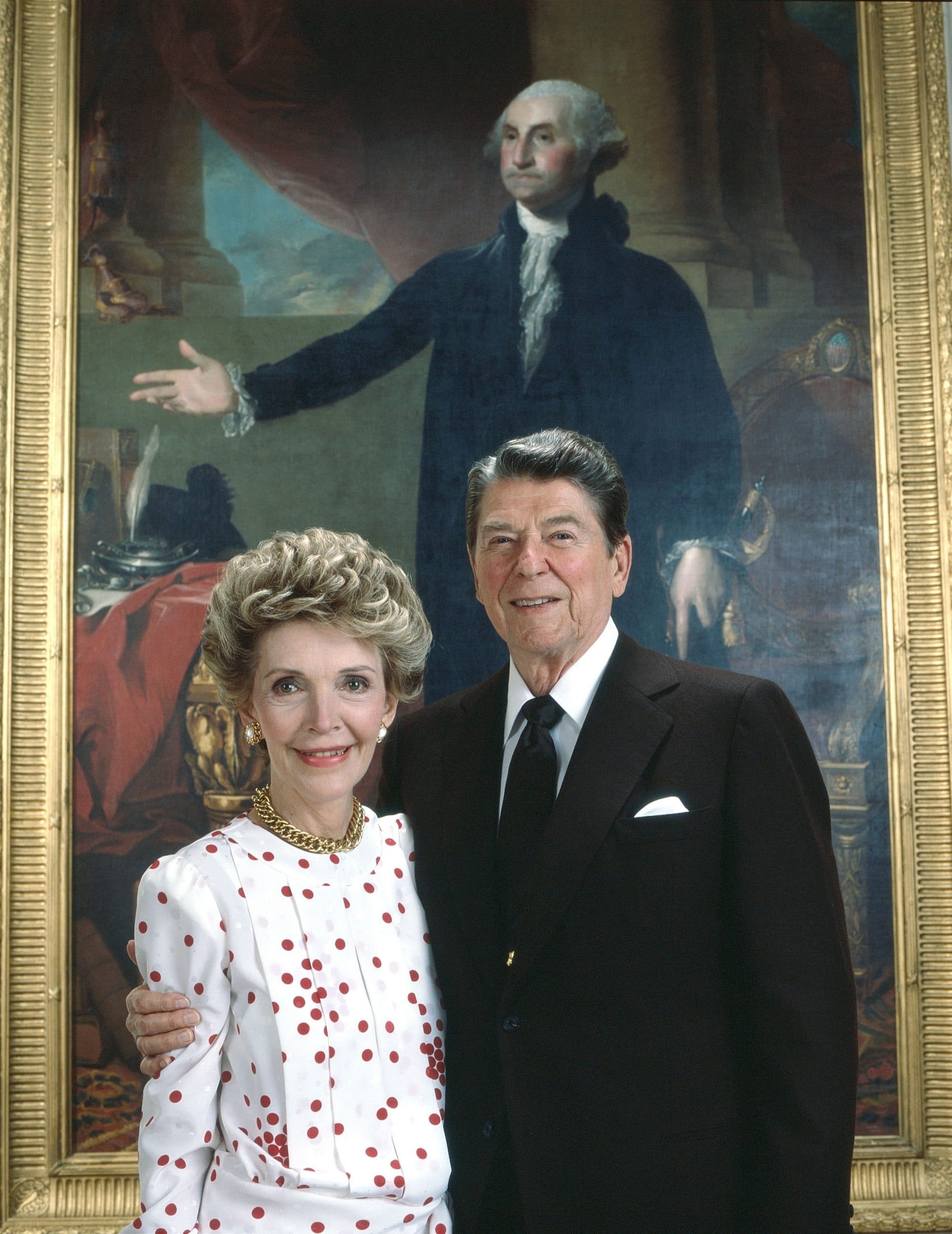 U.S. President Ronald Reagan (right), with First Lady Nancy Reagan, 1986