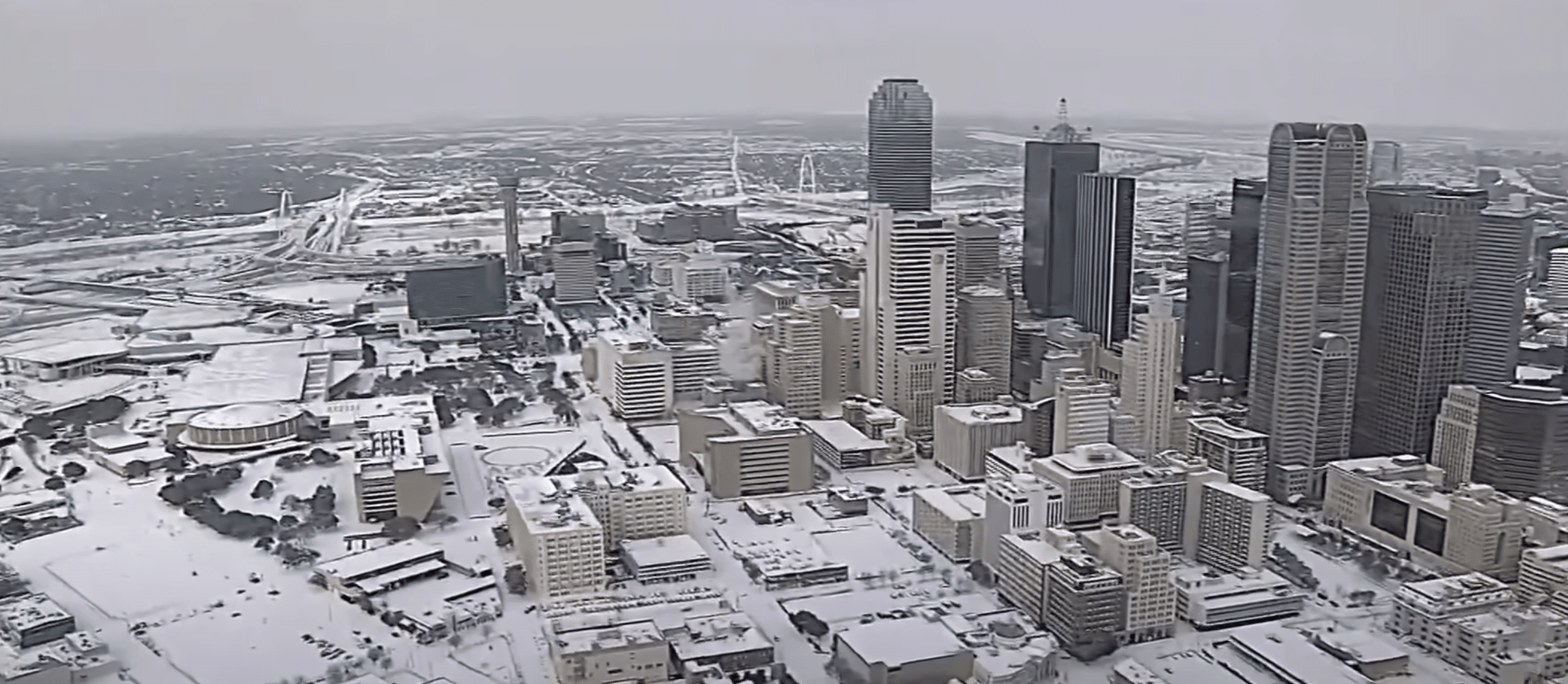 Strangers Take In Delivery Driver After She Was Stranded In Texas Snowstorm