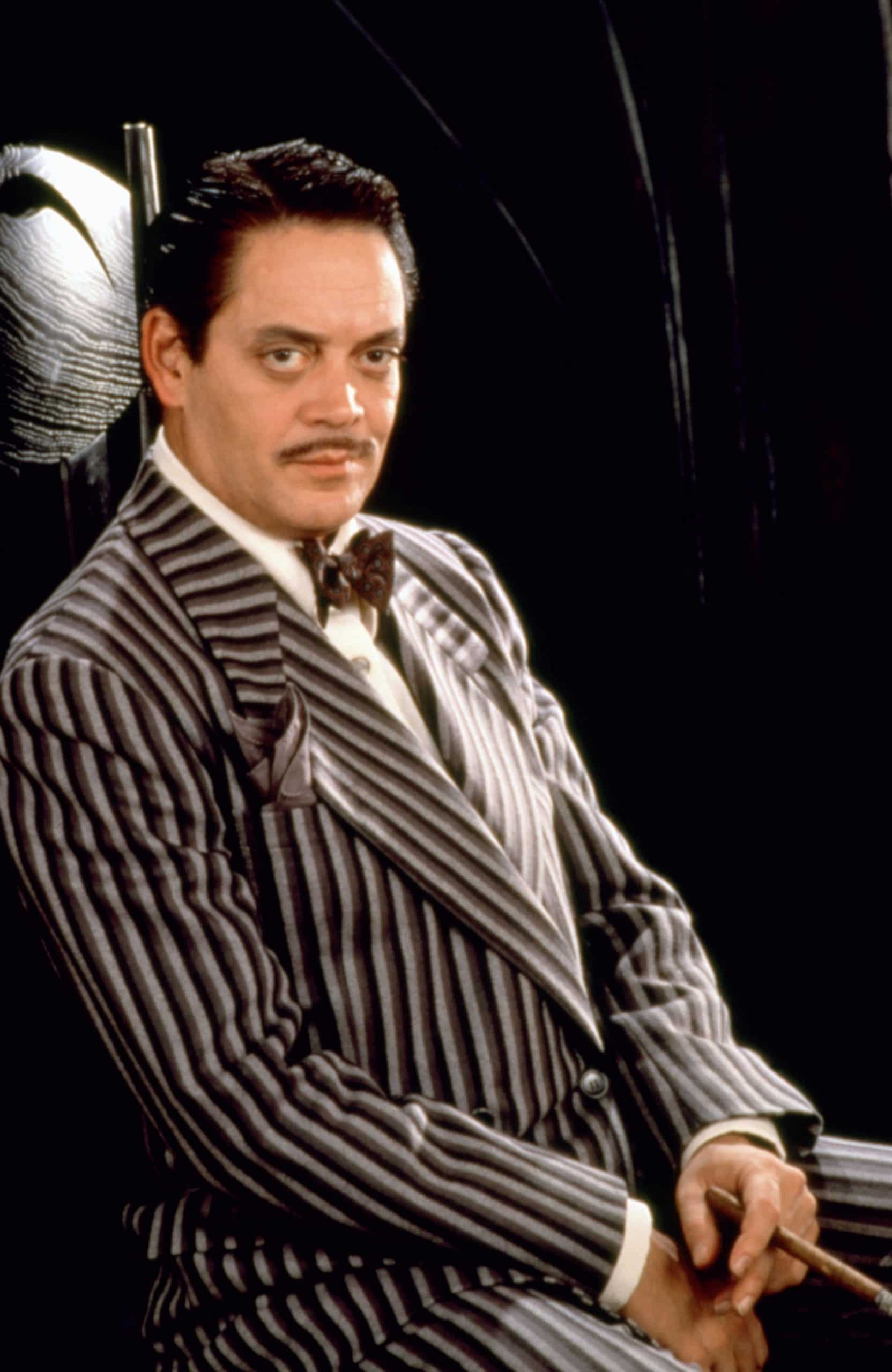 THE ADDAMS FAMILY, Raul Julia, 1991