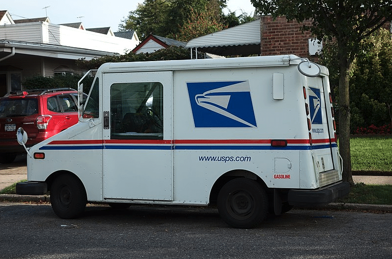 USPS truck 10-year plan