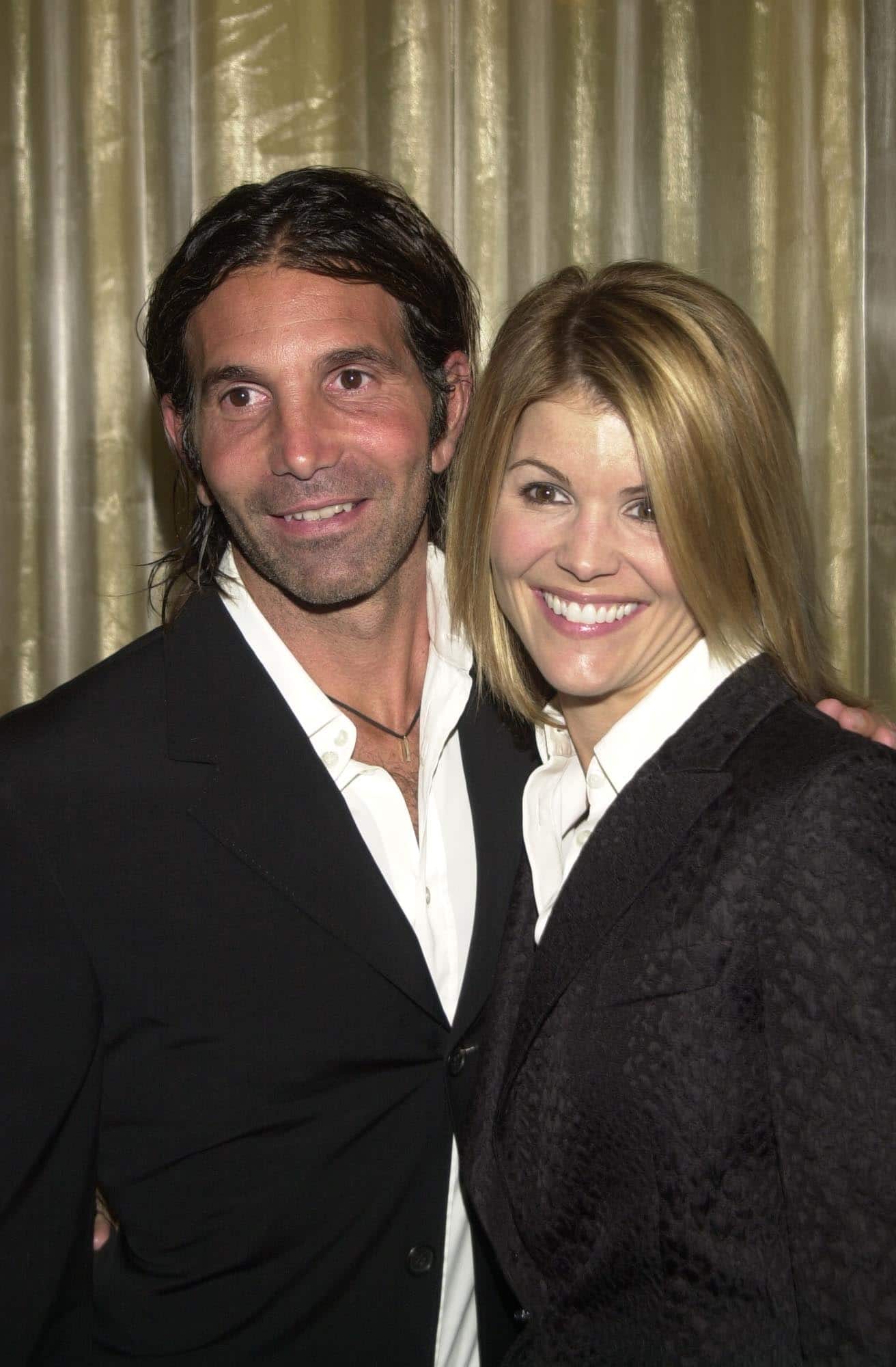 Loughlin hot pics lori Lori Loughlin