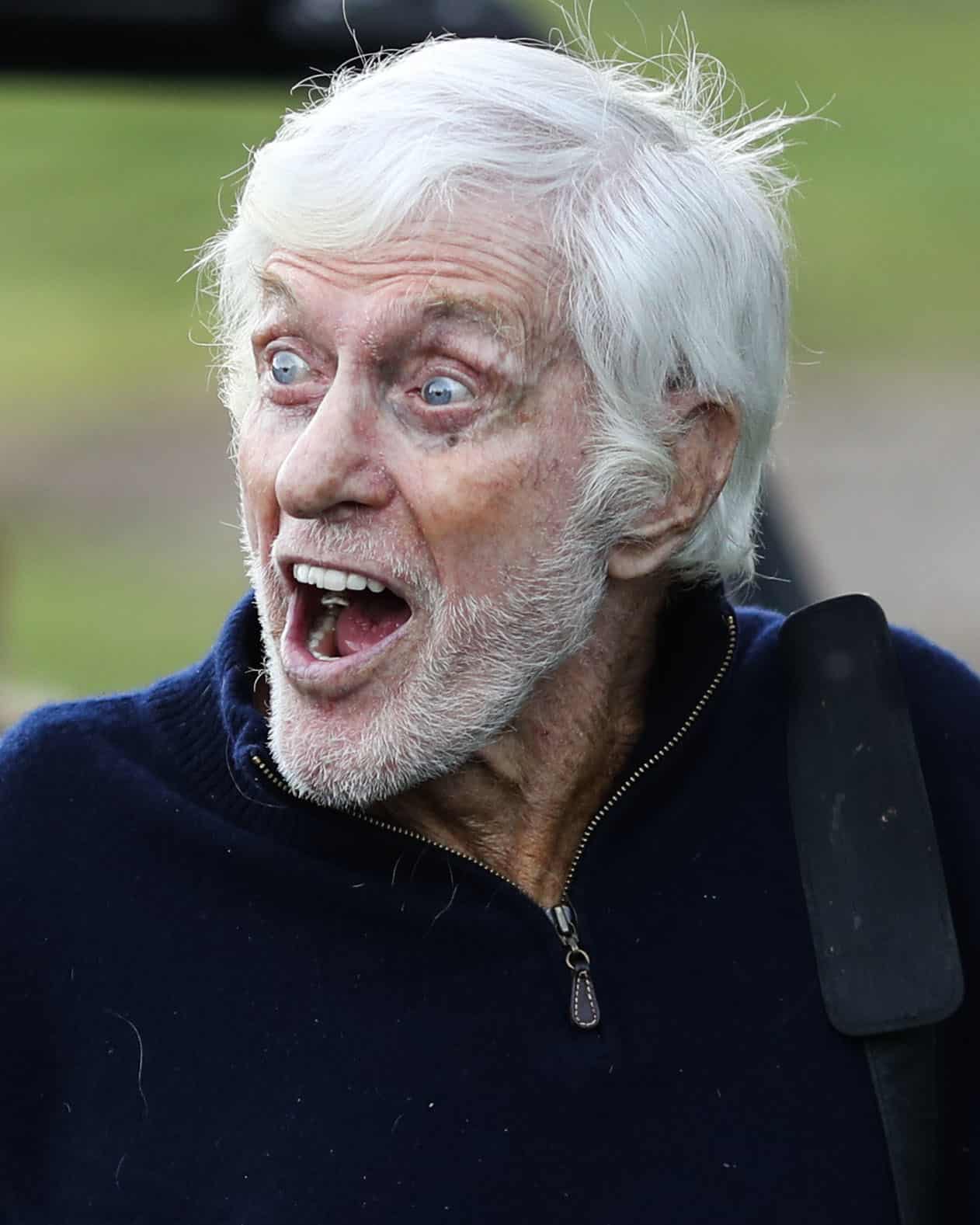 95 Year Old Dick Van Dyke Passes Out Cash To Strangers