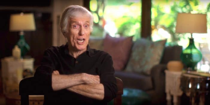 95-Year-Old Dick Van Dyke Passes Out Cash To Strangers