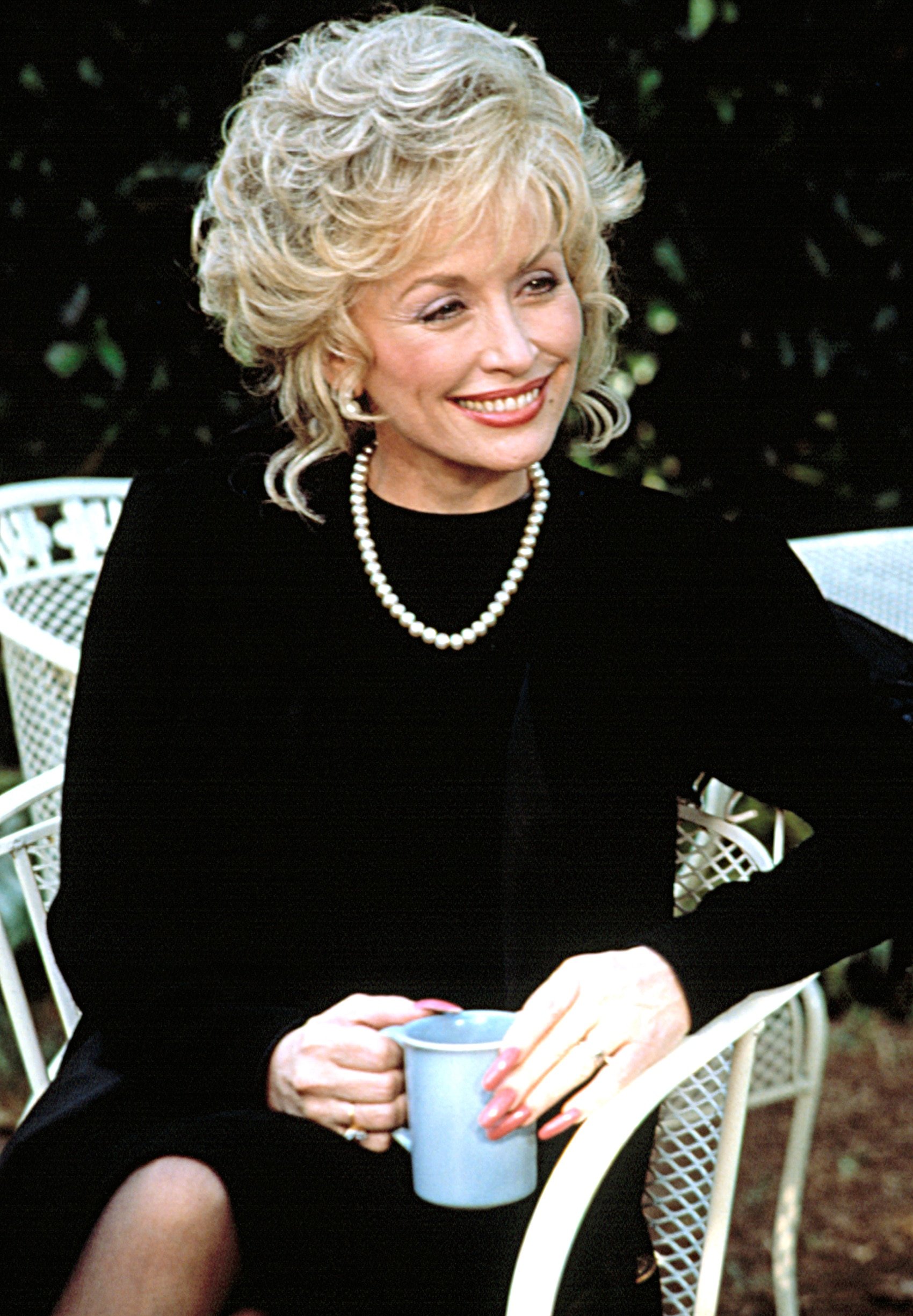 STEEL MAGNOLIAS, Dolly Parton, 1989