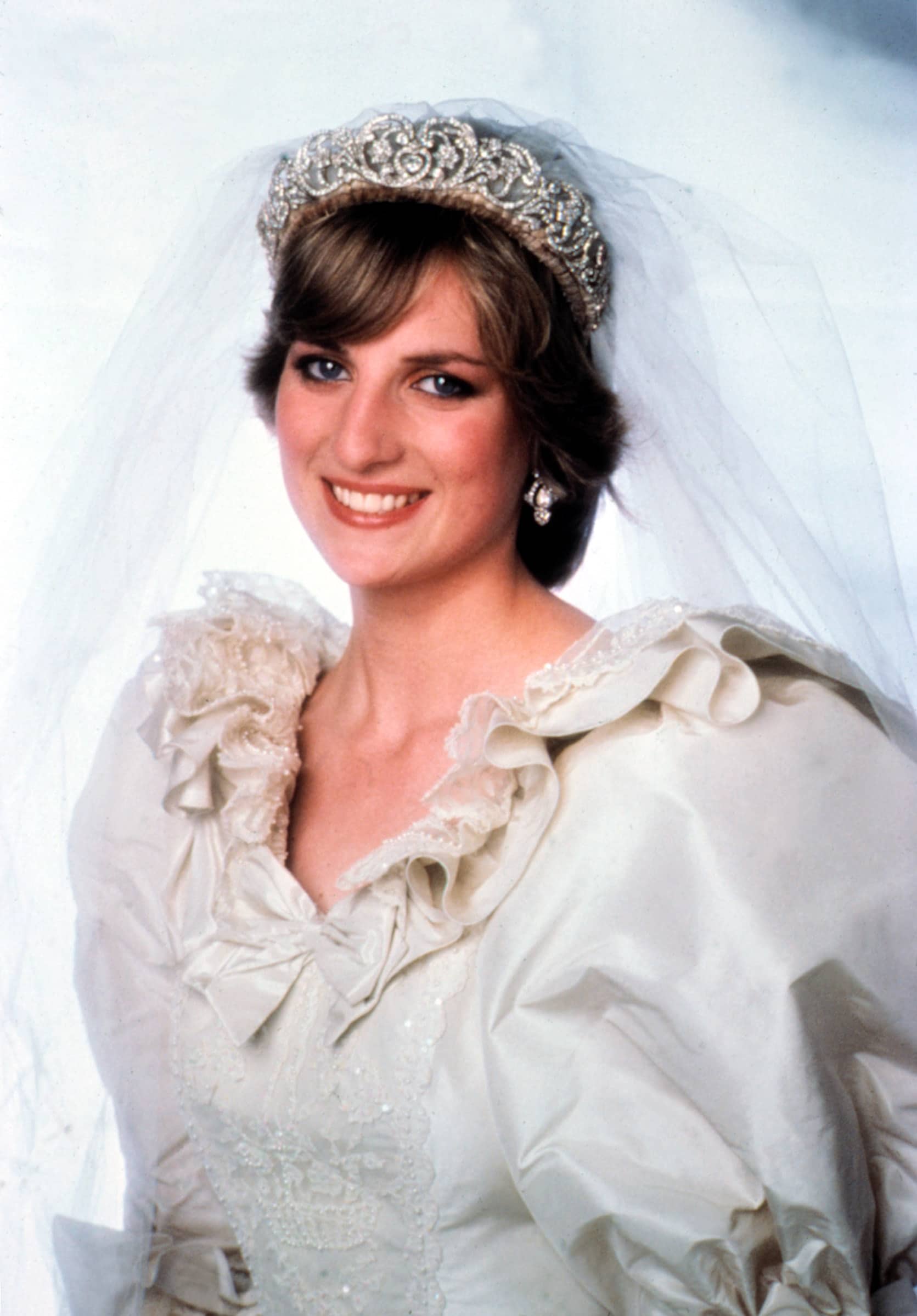 PRINCESS DIANA, July, 1981 wedding dress