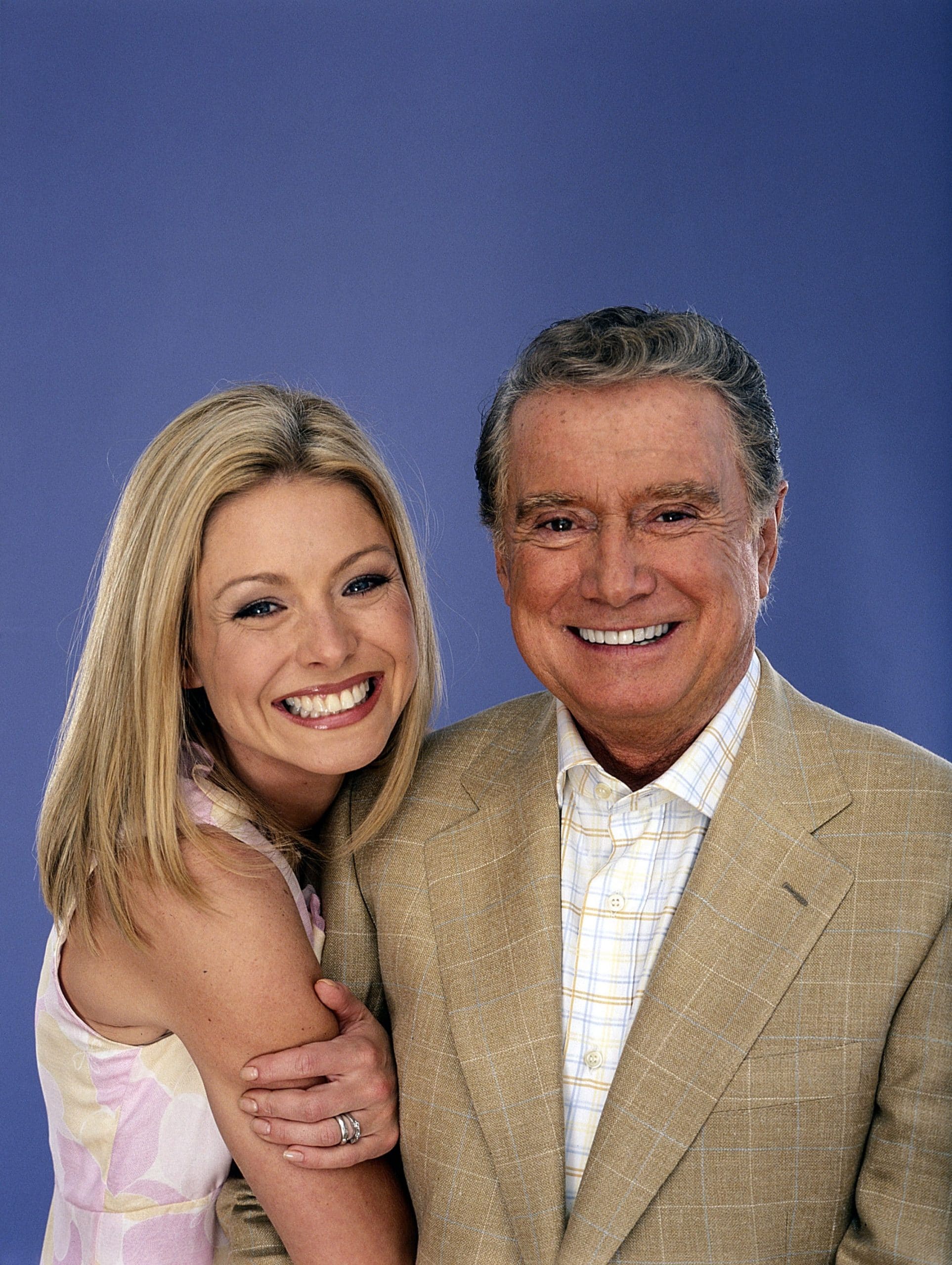 LIVE WITH REGIS AND KELLY, from left: Kelly Ripa, Regis Philbin