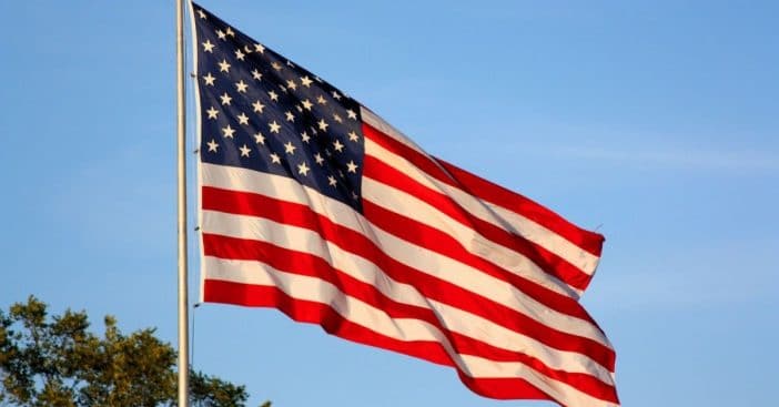 Homeowners Association Orders Family To Take Down American Flag