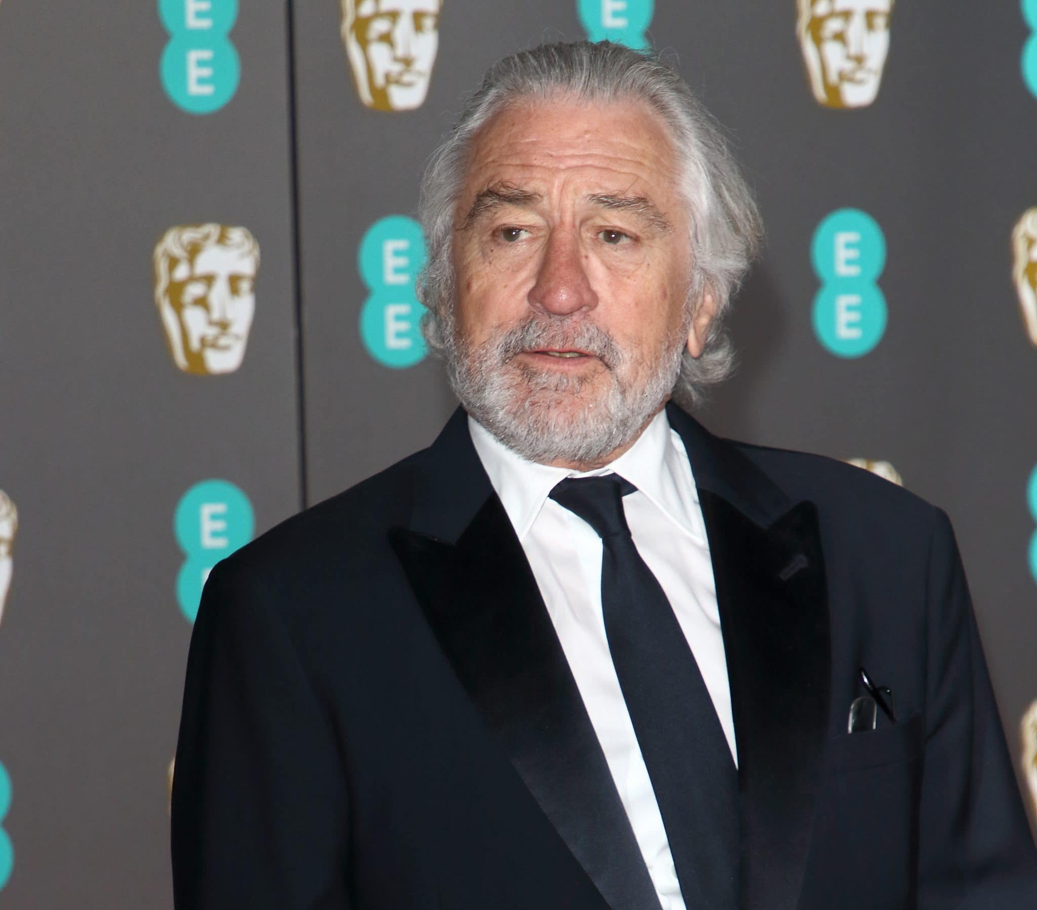 Robert De Niro Gives Fans Update After Recent “Excruciating” Leg Injury ...