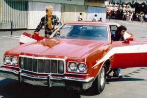 Starsky & Hutch with their car of choice, a Ford Gran Torino