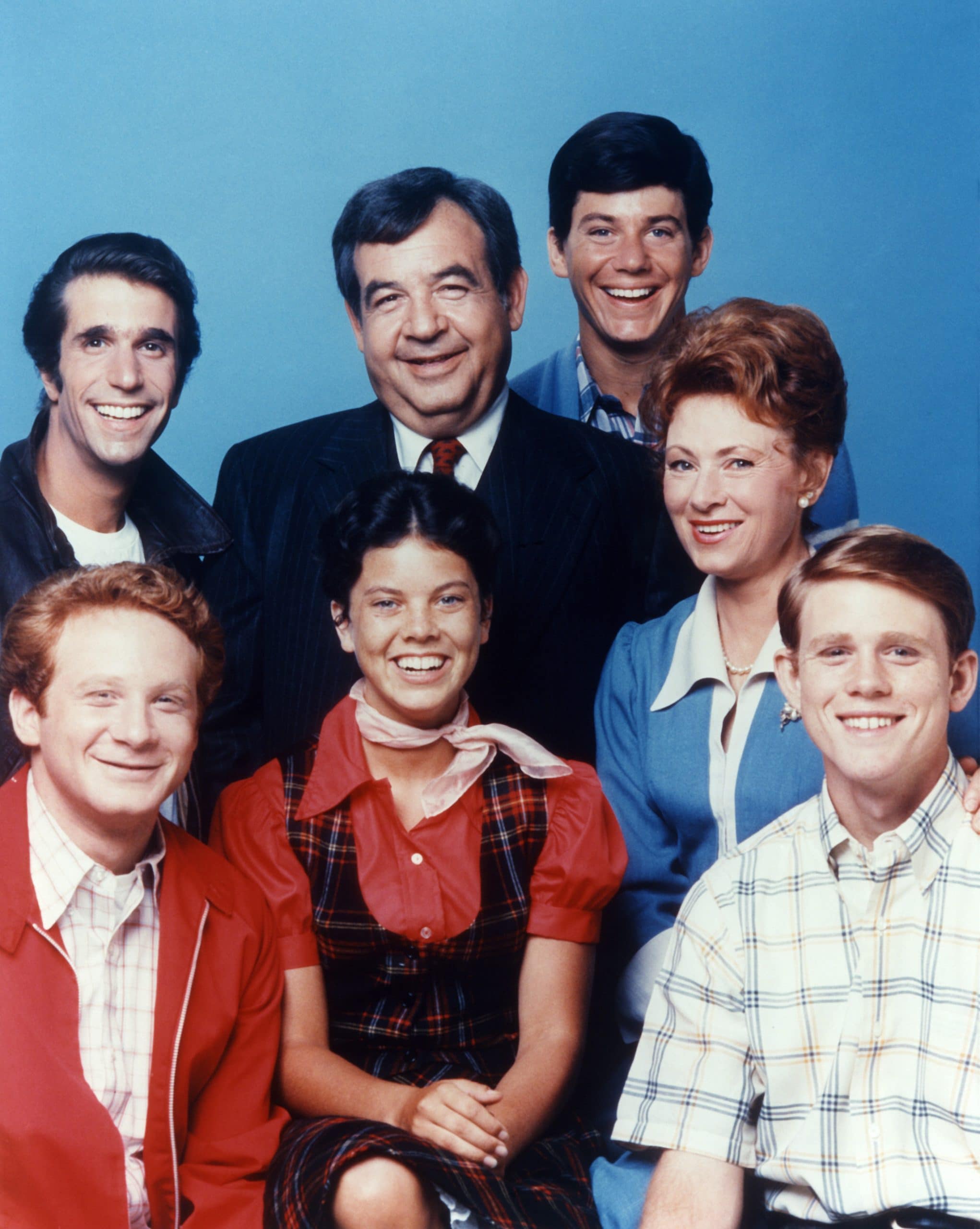 HAPPY DAYS, (clockwise from Top L), Henry Winkler, Tom Bosley, Anson Williams, Marion Ross, Ron Howard, Erin Moran, Donny Most