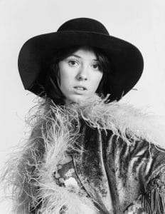 MacKenzie Phillips, 1975