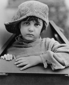 Jackie Coogan in The Kid