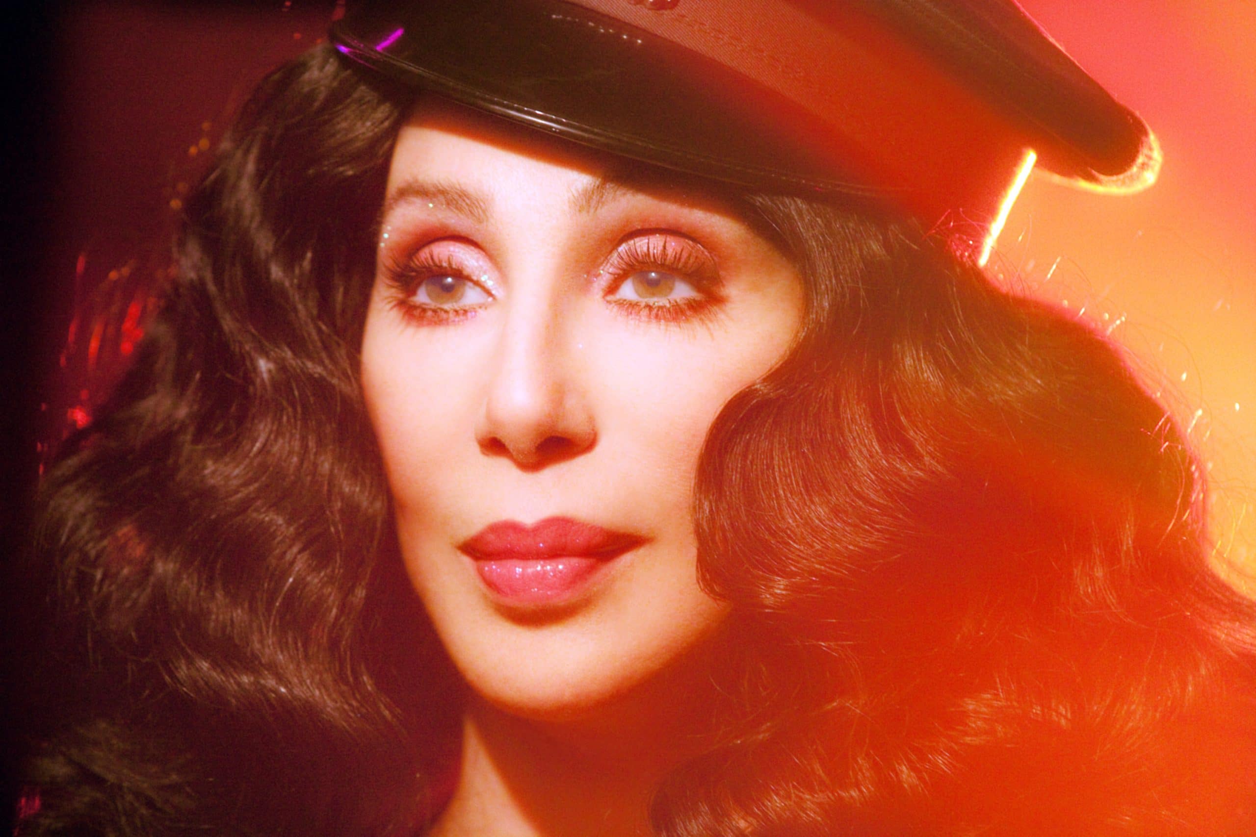 BURLESQUE, Cher, 2010