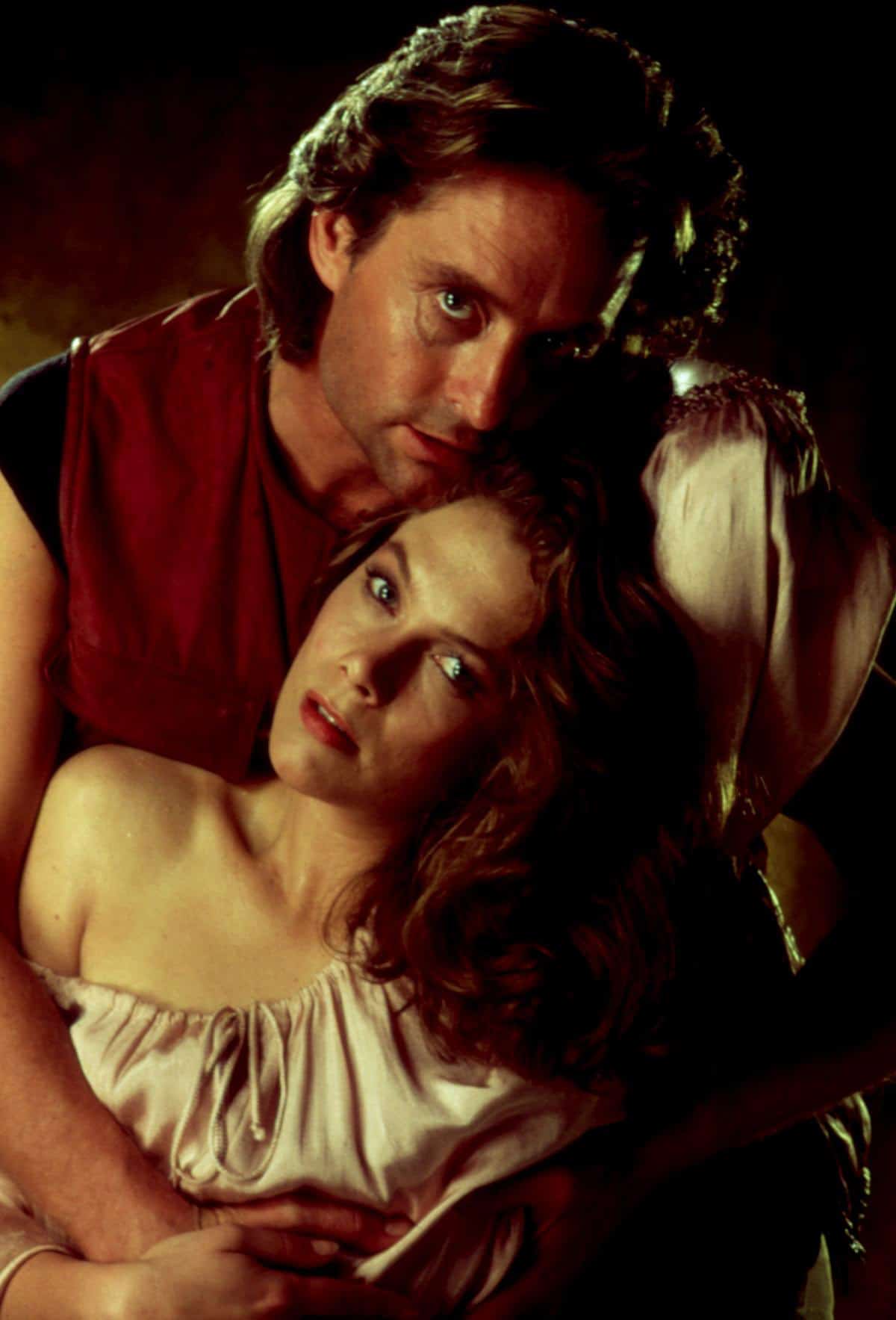 ROMANCING THE STONE, Michael Douglas, Kathleen Turner, 1984