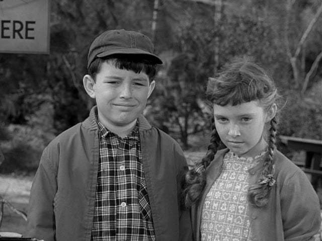 Jerry Mathers and Veronica Cartwright on 'Leave It to Beaver'