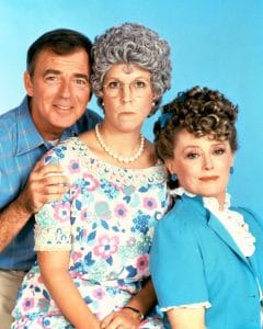 MAMA'S FAMILY, Ken Berry, Vicki Lawrence, Rue McClanahan