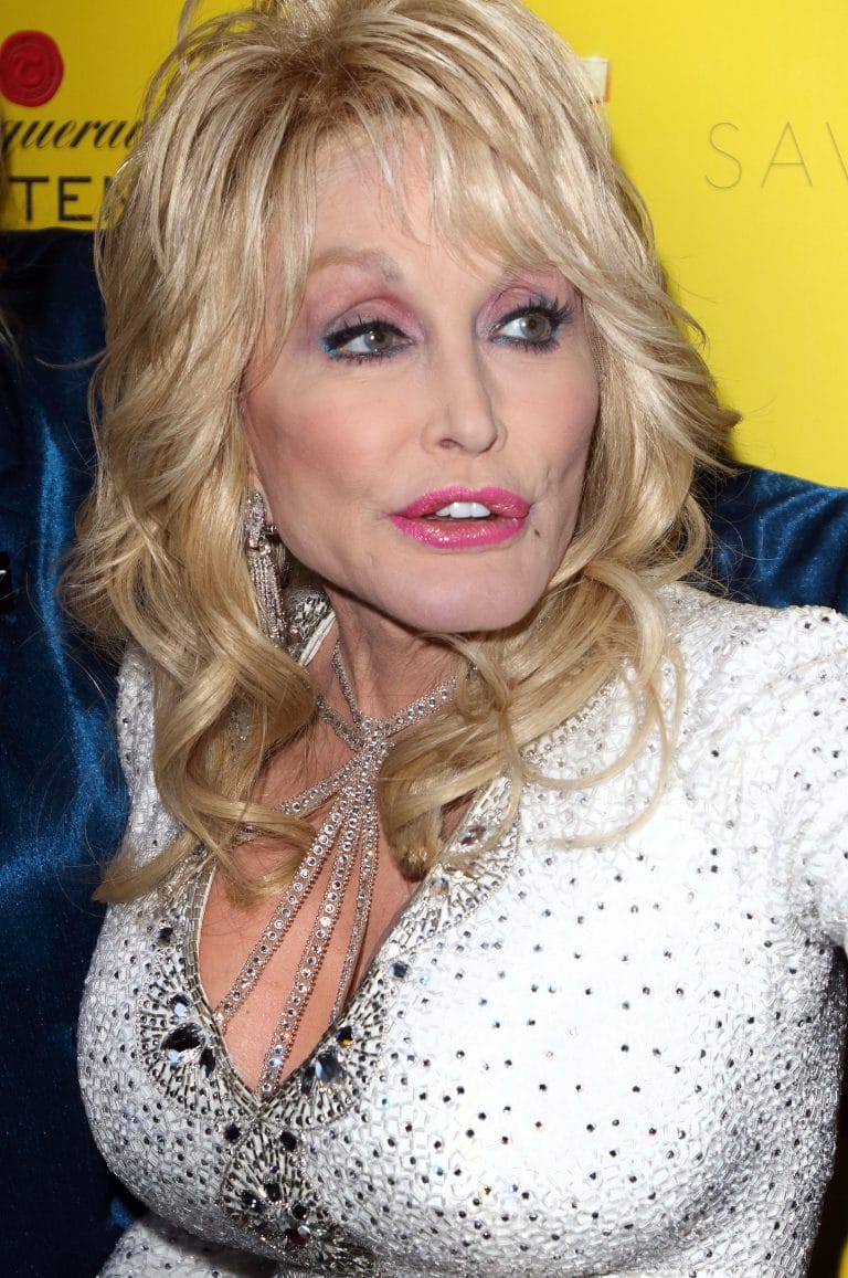 This Is Why Dolly Parton Stopped Wearing Bathing Suits In The ‘70s